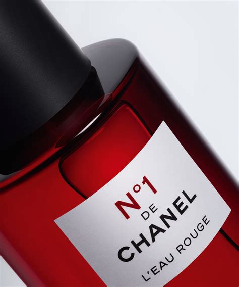 n1 de chanel l'eau rouge 100ml|Chanel l'eau rouge spray.